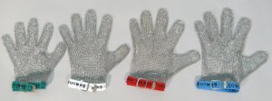 画像2: ≪ステンレスグローブ≫ステンレスメッシュ手袋5本指タイプ XSサイズ【片手1本入り/1組】（左右兼用型）ヨーロッパ製高品質！ 精肉加工・水産物の解体、工場内の機械等に刃物から手を保護！